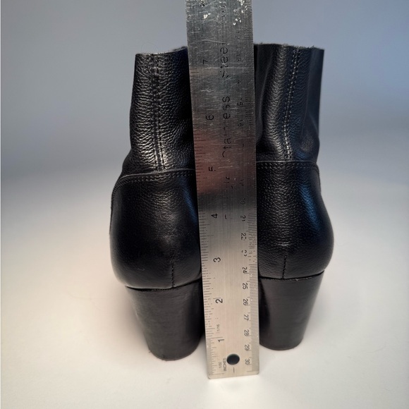 Diba Black Leather Ankle Booties - Picture 6 of 7